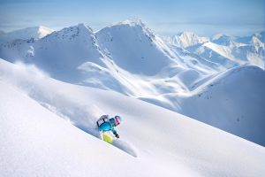 Vue de montagnes enneigées