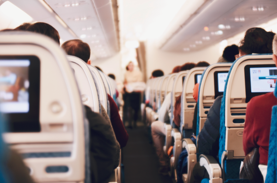 Passagers dans un avion