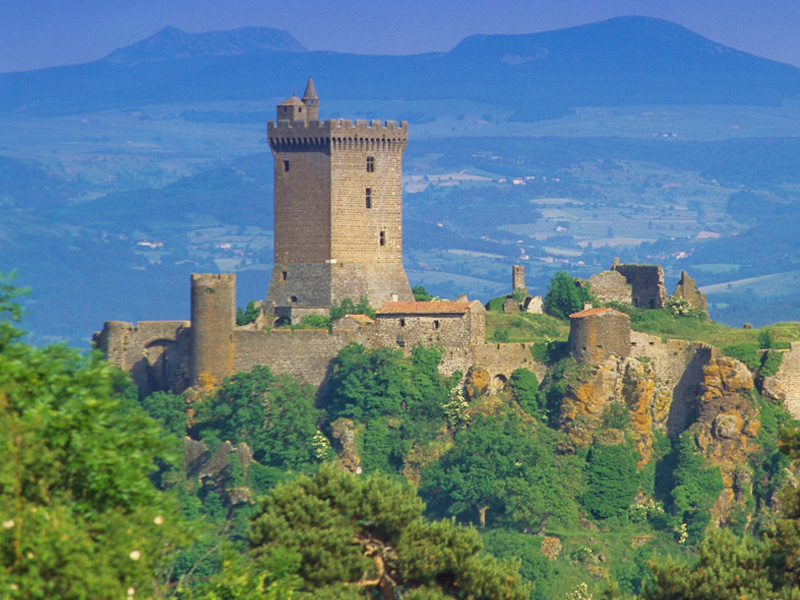 Top 5 des plus beaux monuments à découvrir en Haute-Loire